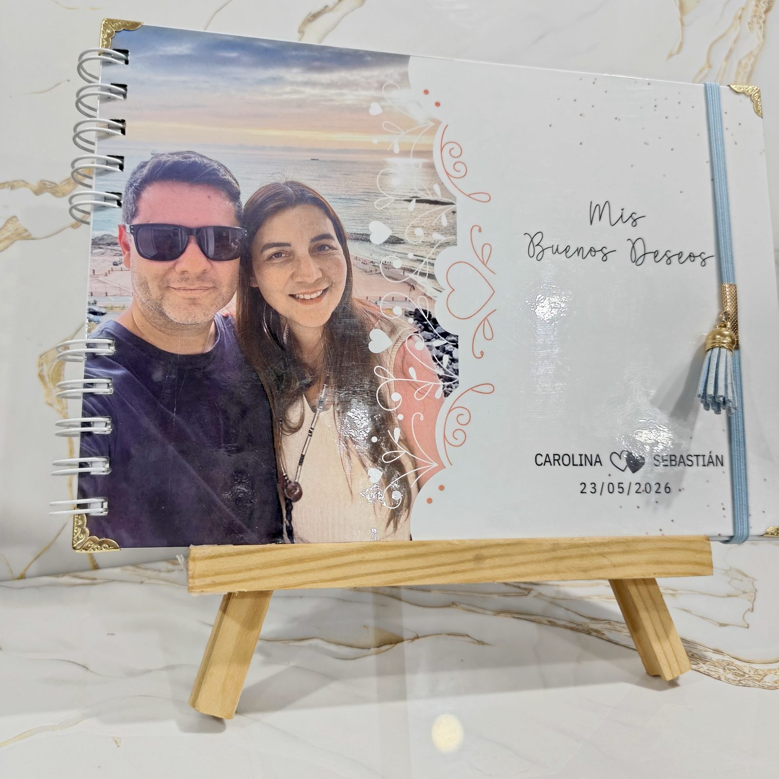 Libro de Buenos Deseos personalizado